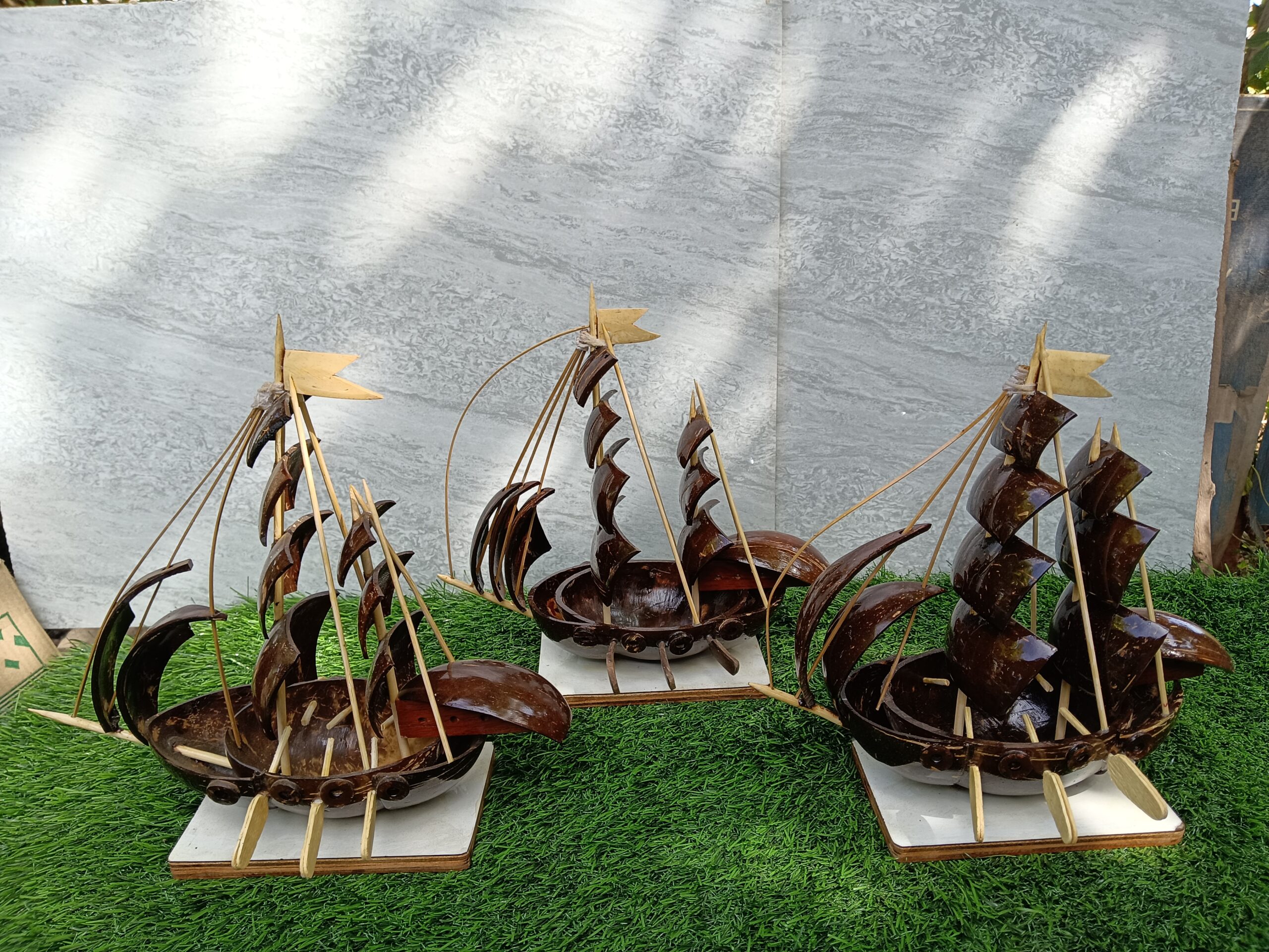 Decorative Ship Coconut Shell - Image 4